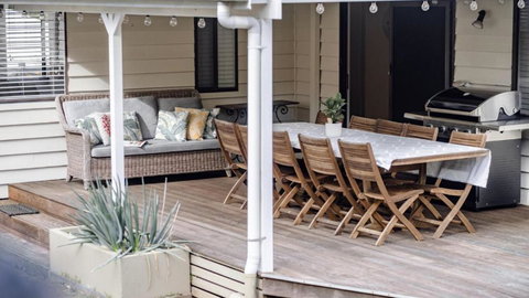 Sandy Cottage - VIC Tourism 3