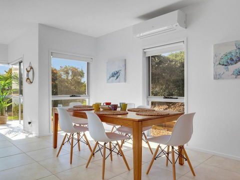 Sandy Cove - VIC Tourism 3