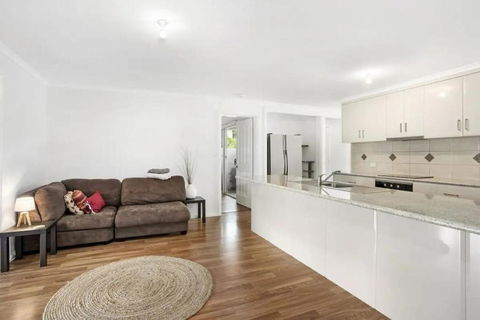 Sandy Retreat At Apollo Bay - VIC Tourism 3