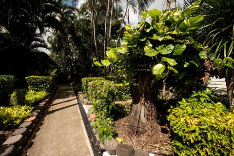 Sarina Palms Caravan And Cabins Village - VIC Tourism 2