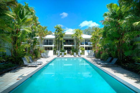 Sea La Vie - Port Douglas - VIC Tourism 0