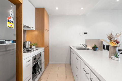 Sea View, Gym & Pool, 2 Bedrooms 2 Bathrooms - VIC Tourism 2