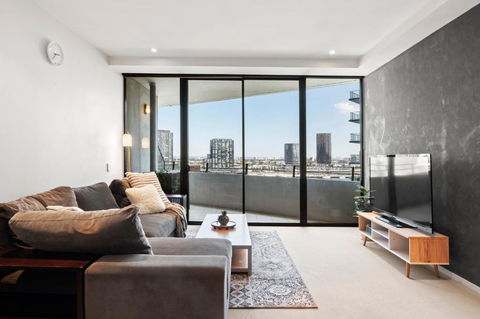 Sea View, Gym & Pool, 2 Bedrooms 2 Bathrooms - VIC Tourism 0