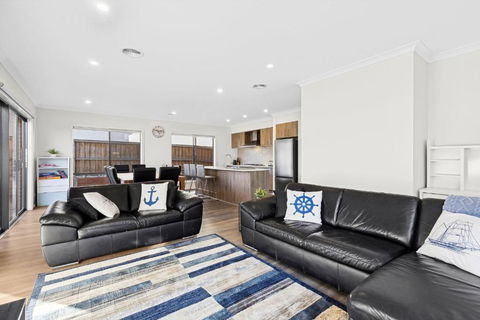 Sea View Seaside Retreat In Clifton Springs - VIC Tourism 2