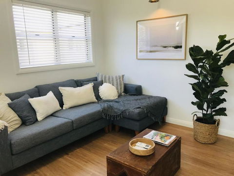 Seabirds Cottage - VIC Tourism 3
