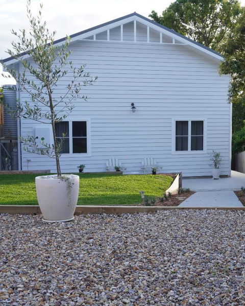 Seabirds Cottage - VIC Tourism 0