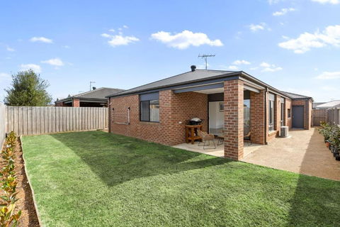 Seabreeze Terrace - VIC Tourism 1