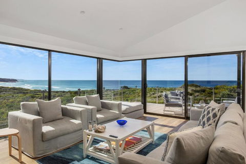 Seaglass House, Culburra Beach - VIC Tourism 0