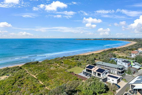 Seaglass House, Culburra Beach - VIC Tourism 3