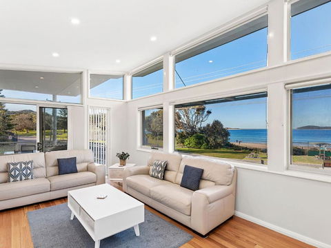 Serenity At Fingal Bay 1 - VIC Tourism 3