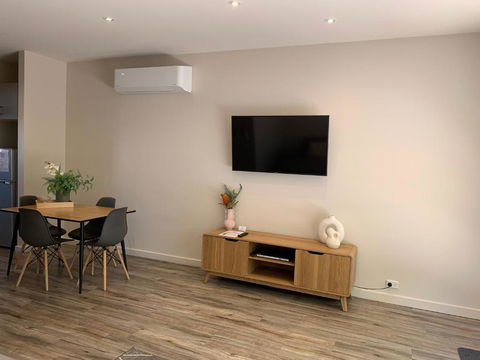 Shepparton Lakeside Serviced Apartment - VIC Tourism 2
