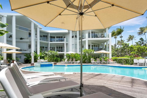 Seascape Holidays At Beaches Port Douglas - VIC Tourism 1