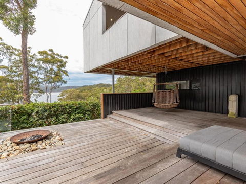 Seashells Lakeside Holiday Perfection - VIC Tourism 1