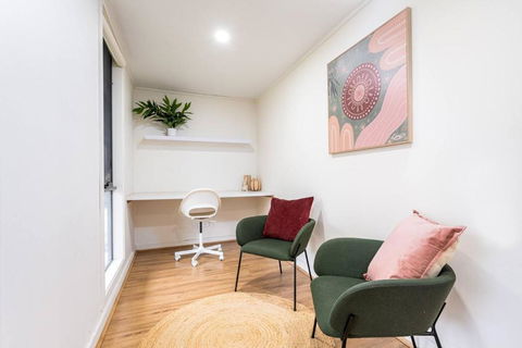 Serene And Spacious Retreat On The Hills - VIC Tourism 2