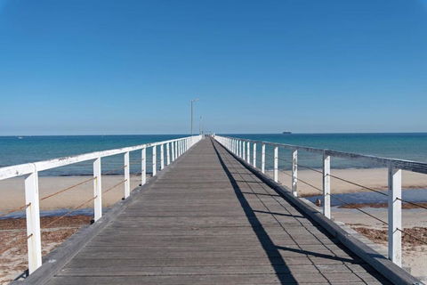 Serenity By The Sea - 4BR Home With Beach Views - VIC Tourism 3