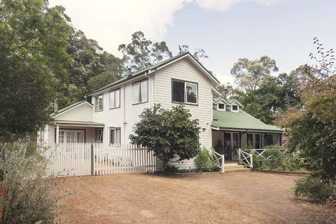 Serenity House Pemberton - VIC Tourism 1