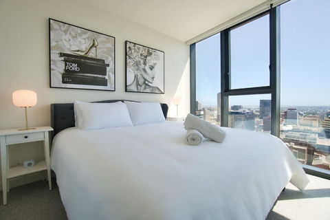 Serenity In The Sky - 2BR Apt In Rundle Mall - VIC Tourism 0