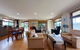 Seven Mile Beach House - 5 Minutes To The Airport - thumb 2
