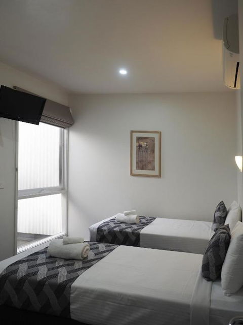 Shells Apartments - VIC Tourism 2