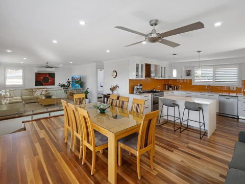 Shelly Beach Escape - VIC Tourism 1