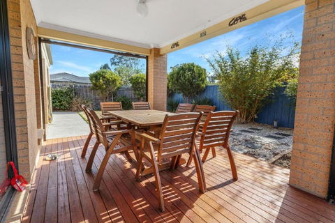 Shiloh House - VIC Tourism 1