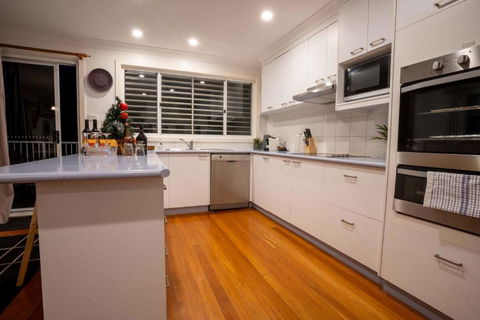 Shoal Bay Riggers - 7 Rigney St, Shoal Bay - VIC Tourism 3