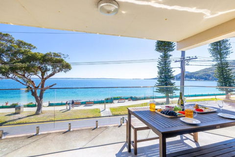 Shoal Towers, 6 -11 Shoal Bay Rd - Air Conditiong - Wifi - Stunning Water Views & Perfect Location - VIC Tourism 0