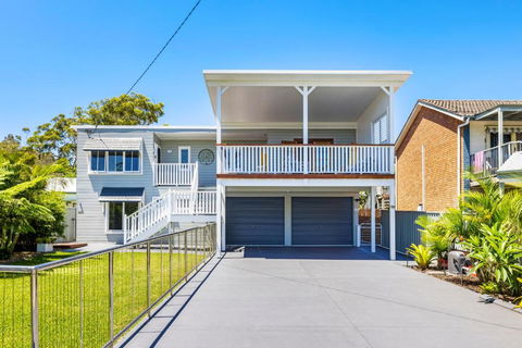 Shoaly House And Shoaly House Cottage - Perfect For Multiple Families & Wedding Groups - VIC Tourism 0