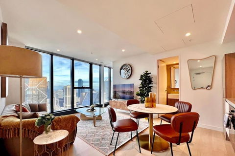 Sky High 2 Bedrooms Apt (1 Queen + 2 Singles) - VIC Tourism 0