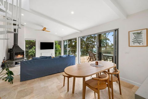 Sky High House - VIC Tourism 2