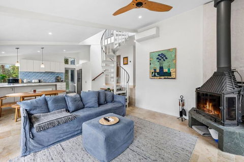 Sky High House - VIC Tourism 3