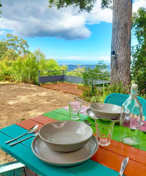 Sky Island Studios - VIC Tourism 0