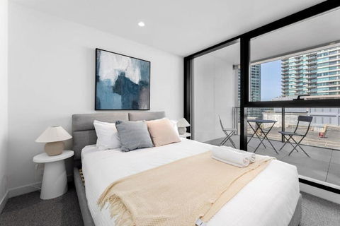 Sleek City Living: 1BR Retreat Apt CBD Wi-Fi Yoga - VIC Tourism 2