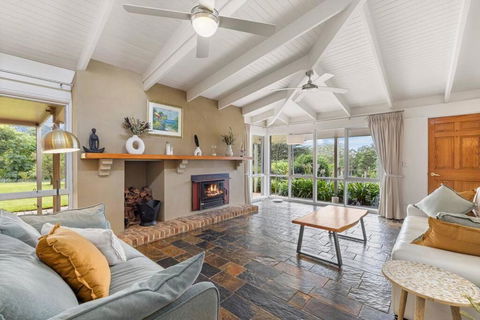 Sleep 9 @ Secluded Farmstay 12min To Coffs Harbour - VIC Tourism 2