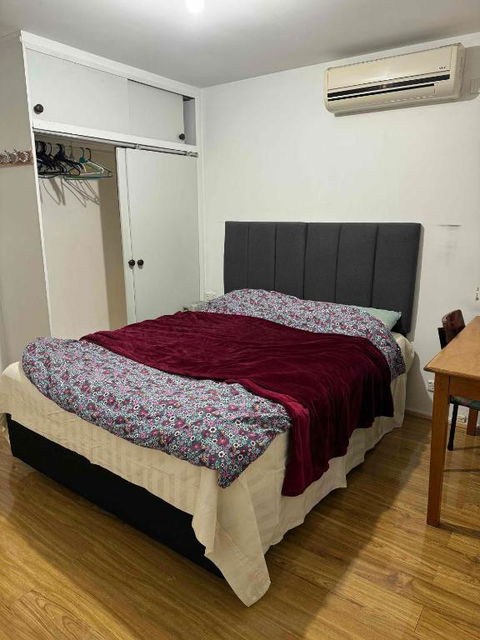 Springvale Couple Room For Rent - VIC Tourism 0