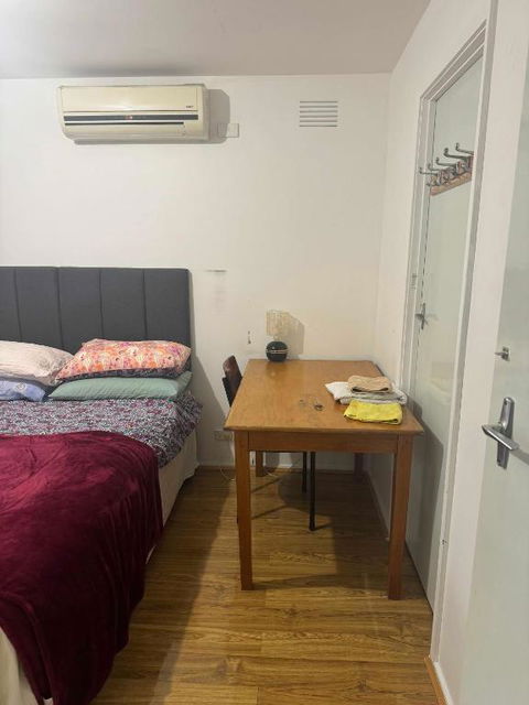 Springvale Couple Room For Rent - VIC Tourism 2