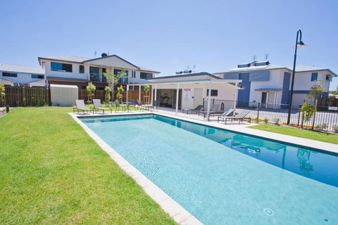 Stonewood Villas - VIC Tourism 1