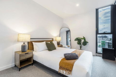 Stylish 1 Bedroom 1 Bathroom Apartment - VIC Tourism 0