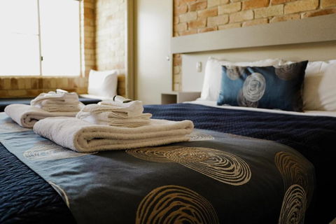 The Australian Hotel St George - VIC Tourism 0