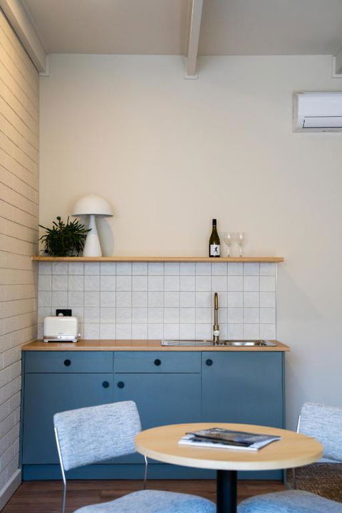 The Clovercrest Hotel Motel - VIC Tourism 3