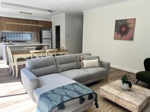 The Cosy Cottage - VIC Tourism 0