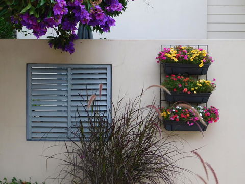 Beachport Bed & Breakfast - VIC Tourism 1