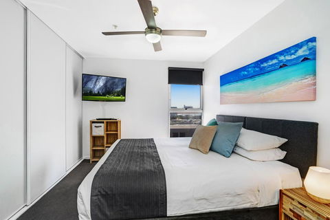 Beau Monde Apartments Newcastle - Worth Place Apartment - VIC Tourism 0
