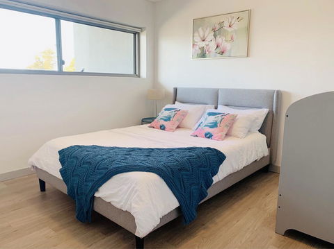 Beautiful Home Close To Shopping Mall And Train Hornsby - VIC Tourism 2