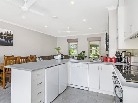 BEL MIREN - ESSINGTON - VIC Tourism 3