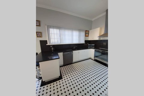 Bellview Holiday House - VIC Tourism 1