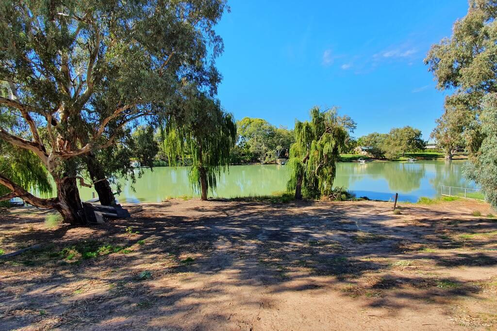 Anabranch South NSW VIC Tourism