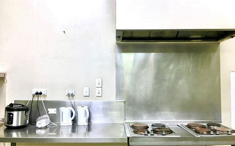 Bigfoot Backpackers - VIC Tourism 1