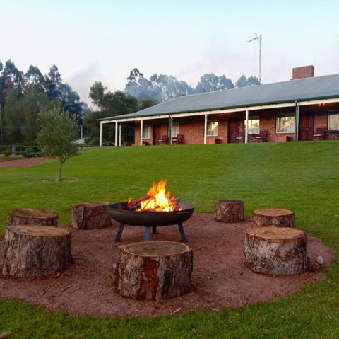 Blackwood Valley Suites - VIC Tourism 0