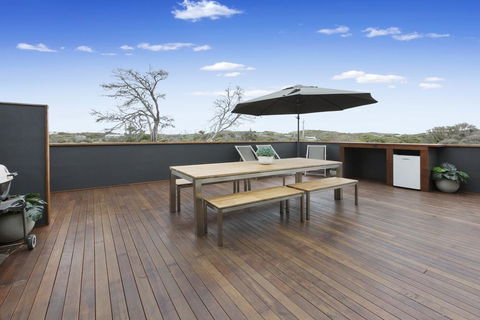 Blairgowrie Sand Dunes - VIC Tourism 2